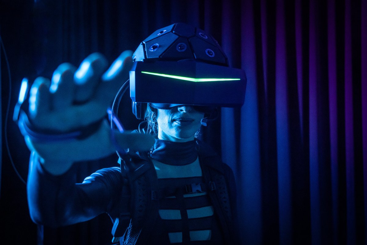 europa_park's tweet photo. Heute wurde @yullbe_official offiziell eröffnet! 🥳 Erlebt in der ersten Experience "Mission: #Rulantica" ein einmaliges VR-Erlebnis. #YULLBE befindet sich zwischen dem Hotel Krønasår und @rulantica! 
👉 Das separate Ticket &amp; weitere Infos gibt es unter https://t.co/DyNzpYHY9B. https://t.co/kEtIog6BtN