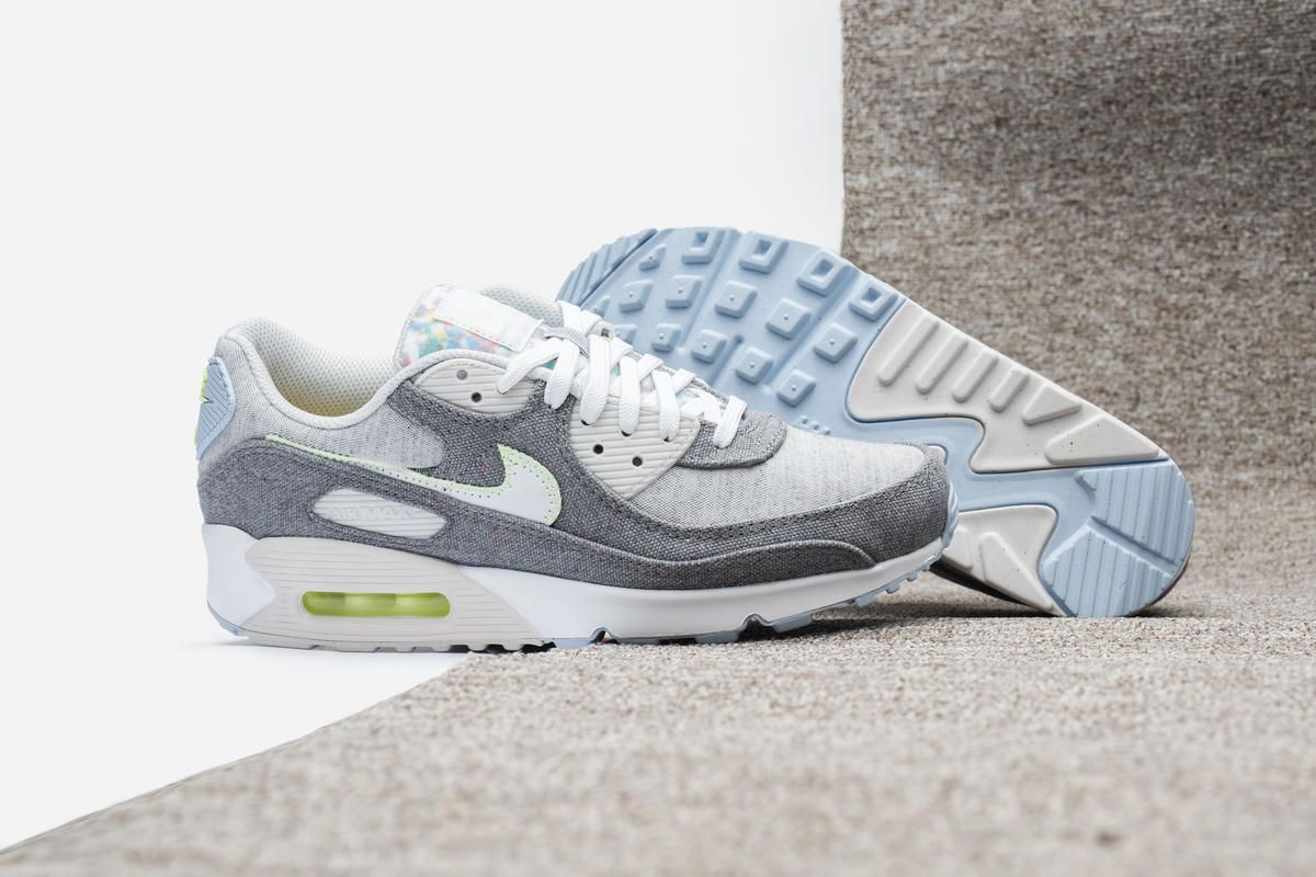 KicksFinder's tweet photo. Ad: ICYMI: The Nike Air Max 90 Crater is available at the following retailers:

Offspring https://t.co/A8upKISoAB
WSS https://t.co/kcJQzFQHxi https://t.co/AhlalQI1oB