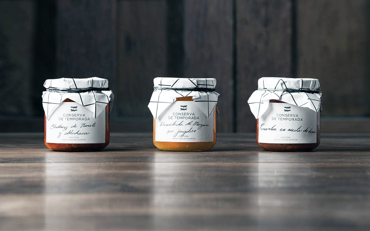 KenKChow's tweet image. Montero, Mexico 🇲🇽 

Mexican based agency Anagrama has designed the #CreativeMenu for Montero. 🥃 The #design promotes the #RestaurantBrand by incorporating the element that depict the colonial period. 🍴 The #MenuDesign is... bit.ly/2FxBeX0 @KeensDesign

#branding