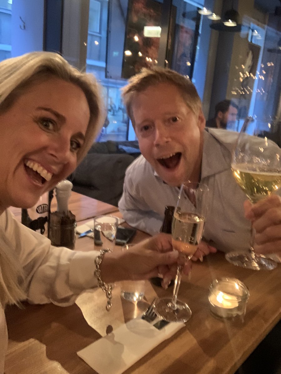 Firar succé-caset från SBAB 🥳🥂 Läs mer om hur de styckade elefanten o lyckades leverera både ett nytt core banksystem på ett Agilt sätt - och vilka effekter det fick på organisationen - halverade ledtider 🚀 agilakontrakt.se