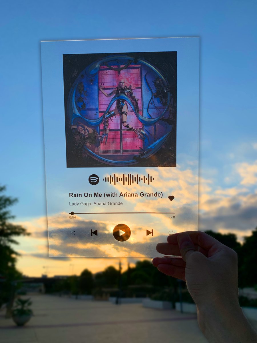 TransparentGift's tweet photo. 🎁 Plaques with your Spotify design.
An original gift! 

🎵 Rain On Me (with Ariana Grande) 🎵

❤️ https://t.co/W482ZEo0kB

#Spotify #SpotifyMusic #music #transparentgift #Playlist https://t.co/uH4SAWTL29