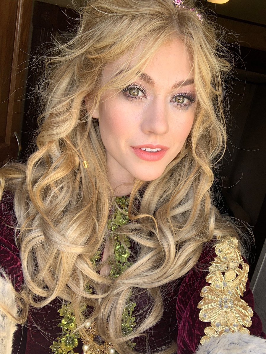 EiIeQ6RWsAAAaDw?format=jpg&name=medium