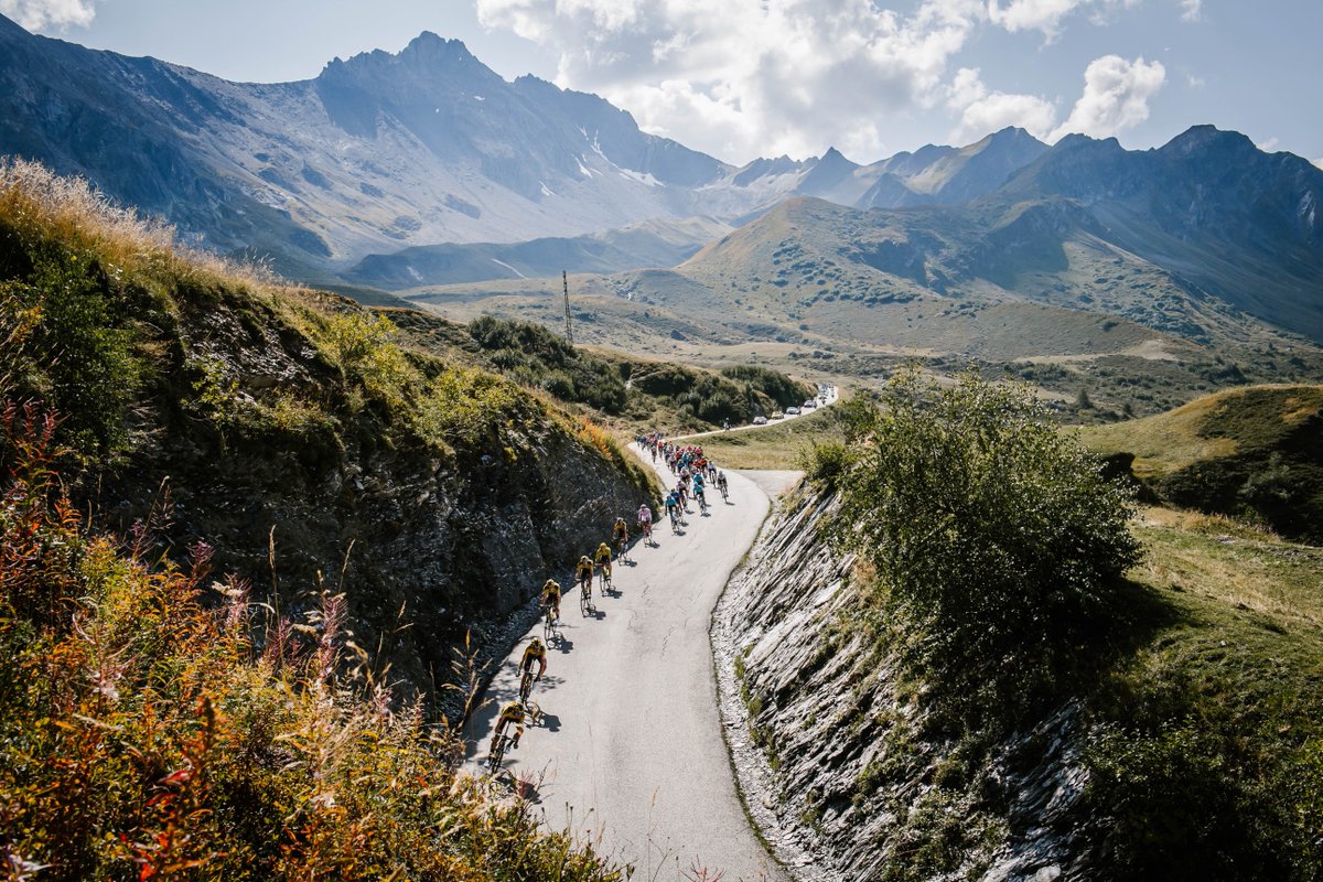 LeTour's tweet image. WOW 😍

➡️ Stage 18 

#TDF2020 
📸 A.S.O. / Pauline Ballet