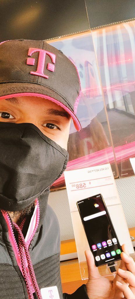 TheMagentaBoss's tweet photo. Lg velvet fan @TyTykim001 https://t.co/eCFbaHcMvK
