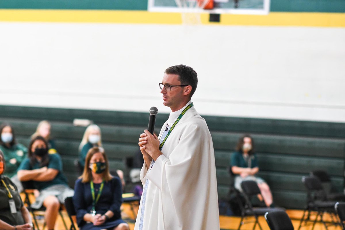 AOPS_Schools's tweet photo. 2/2 Keep up the great work LC, prayers & best wishes to all students faculty, staff! @LCCrusaders
•
•
#EquippingSaints #ExploreAOPS #AOPhs2020 #MovingForwardTogether #wednesdaymotivation #catholiceducation #secondaryeducation #archdioceseofphiladelphia #montcopa #MontCoStrong https://t.co/0paYq4UFu9