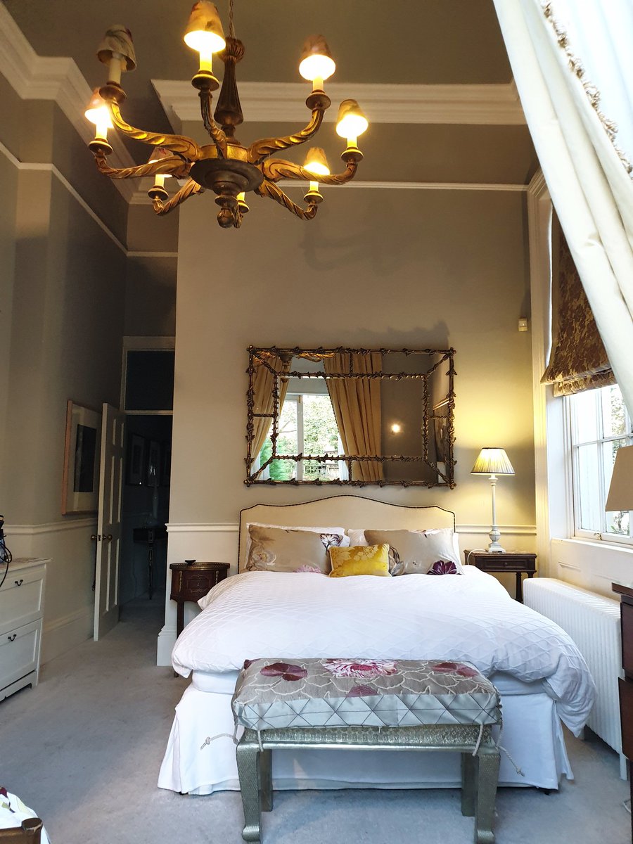 Anne Carragher tweet media