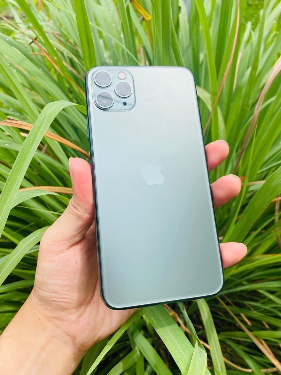 Quote RT this tweet and get no likes or retweets..winner gets to pick a brand new iPhone 11 Pro Max on Sunday!
Have fun 😂
Good luck ! https://t.co/RMUCM6eSfr