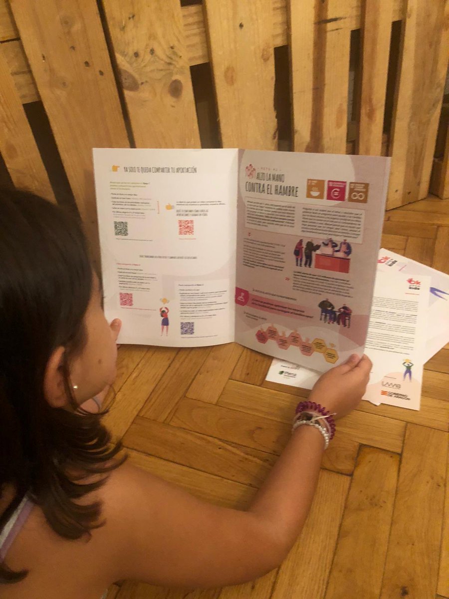 Para papis/mamis con chavalería de 8-16 años, en openkids.net nuestro programa de participación infantil hay 3 retos/kits para que se impliquen, piensen, diseñen y compartan:

🌍 Medio Ambiente
🏥 Salud y Tecnología 
⚖️ Pobreza 

Aragón (kit papel) Resto (pdf)