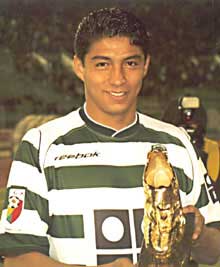 MÁRIO JARDELClub: Sporting ClubSeason: 2001/2002Matches: 36Goals: 48Assists: 7A personal favorite was the Brazilian front man, who "did nothing else but score goals". A cult hero in 90's and early 2000's, Jardel even won the Golden Boot following this season.