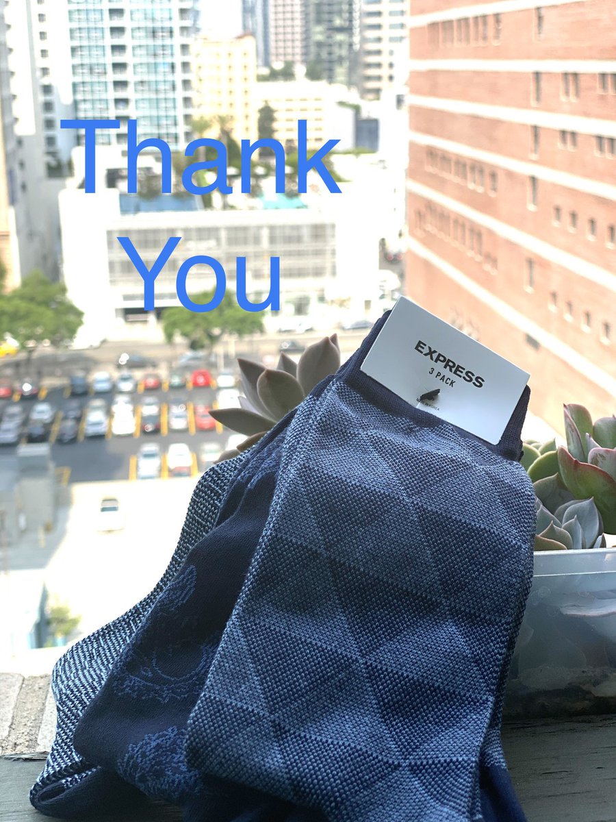 JayFlats's tweet image. Big #thankyou to @express after my old socks finally retired after 15 years... they hooked me up with a new generation of cozy socks!!! 🧦 #expressmen #mensclothing #Grateful #feelingood #2020best
