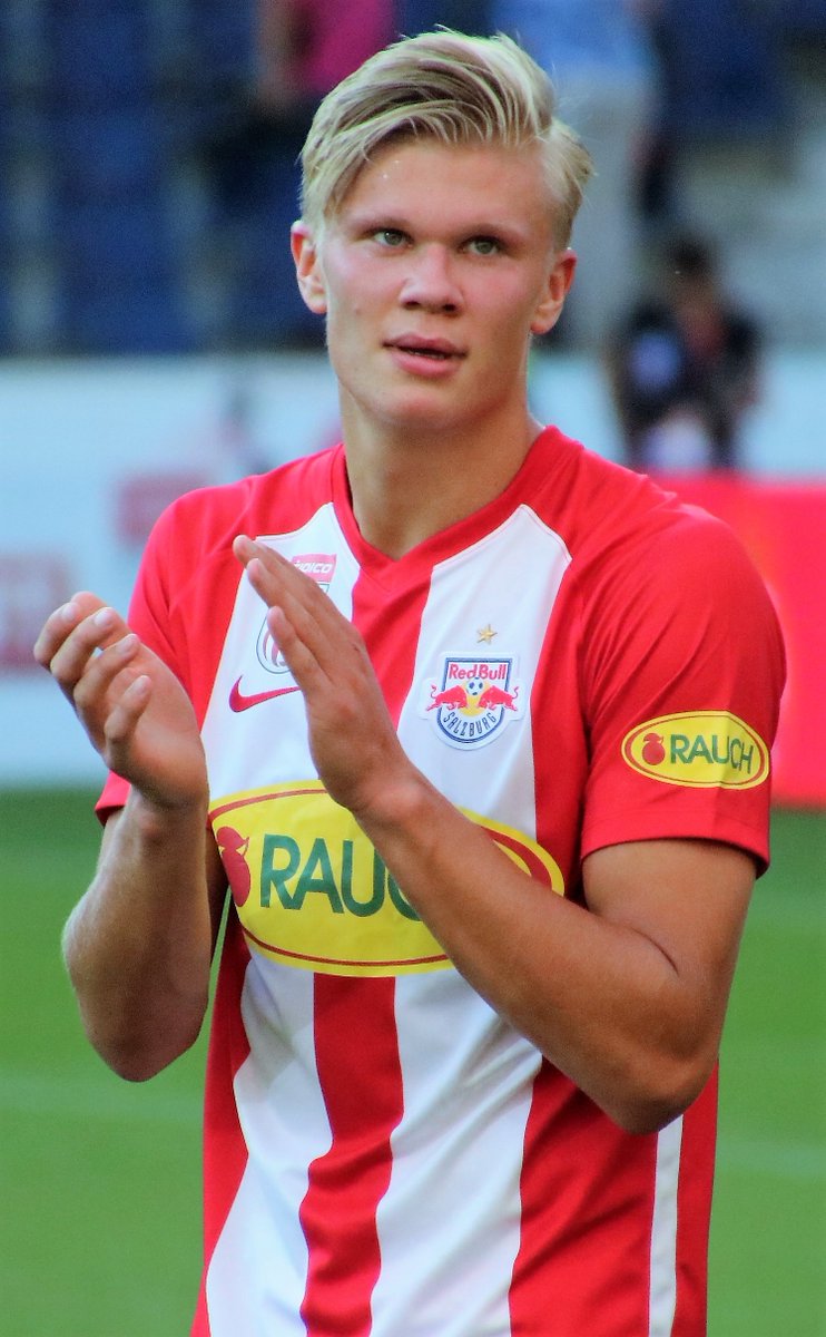 ERLING BRAUT HAALANDClubs: Red Bull Salzburg/Borussia DortmundSeason: 2019/2020Matches: 40Goals: 44Assists: 10To do this mostly as a teenager says everything. The monster from Jæren did not care which league or tournament, he was all about the goals.