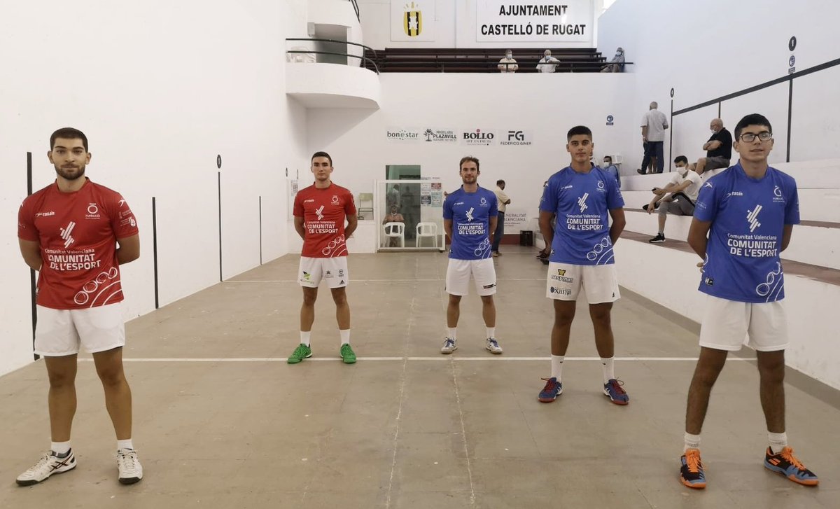 ZurdoPilota's tweet photo. 🗓DIJOUS 17-09-2020🗓
📊📉📈 RESULTATS📉📈📊
 🏟️CASTELLÓ DE RUGAT🏟
🔴Andreu i Feo 25
🔵Cano i Bossio 10
🏆COPA 2 RASPALL
🔴IVÁN i IBIZA 25
🔵RAFA, JAVI i JOSE 10
#RaspallElit #pilotaprofessional
                 #COPA2
#pilotavalenciana #pilotamola https://t.co/S7R3sGHc9X