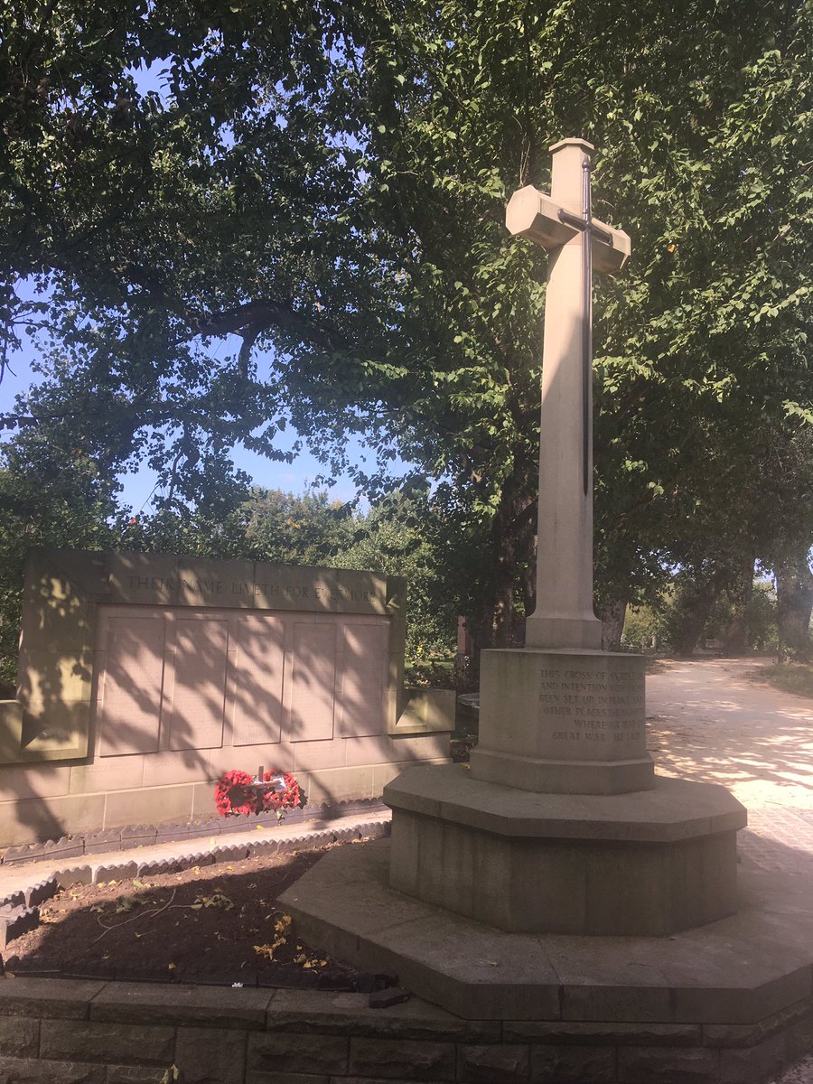 Great War memorial. Men buried in cemetery but no headstone are listed on wall. No burial pit either. Unusual for U.K. cemetery?