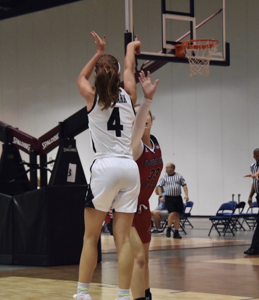 brooke_highmark's tweet image. Honored to receive an offer from @BelmontWBB ‼️💙 Thank you @BartABrooks &amp;amp; @BoomJamey 
@jsilvey2351 @CoachKat44