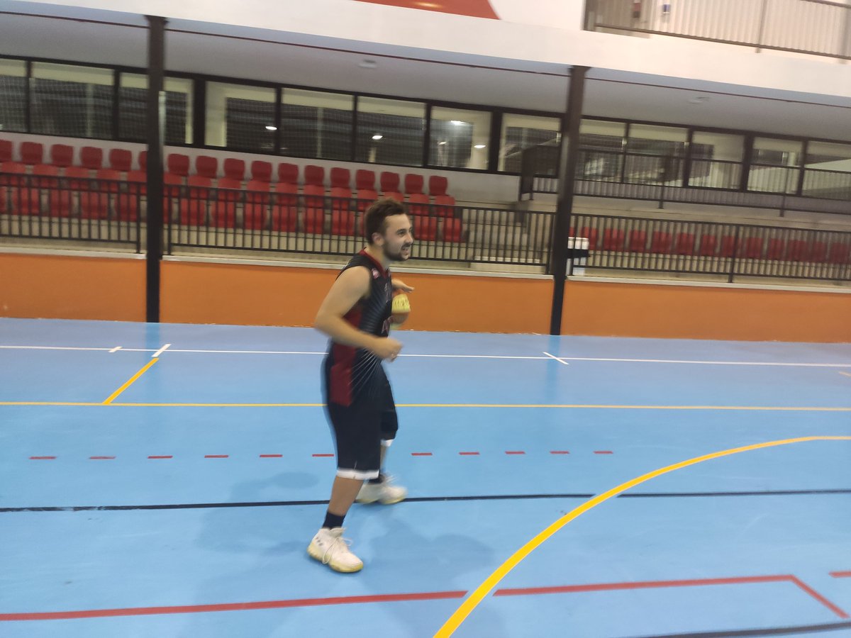 CB SANTILLANA tweet media