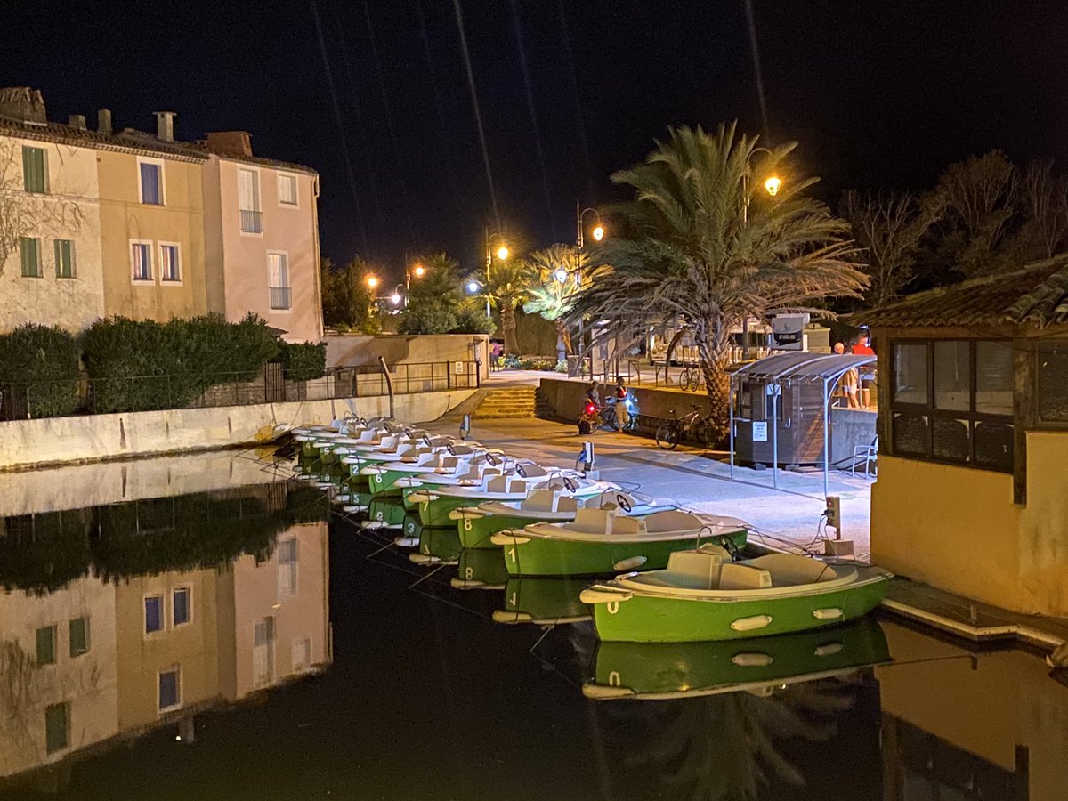 South of France is gorgeous at night ! Day 4 ! I am in love and totally don’t want to leave ! Visiting Port Grimaud at night absolutely made my day ! #portgrimaud #france #southoffrance #travel #ilovefrance