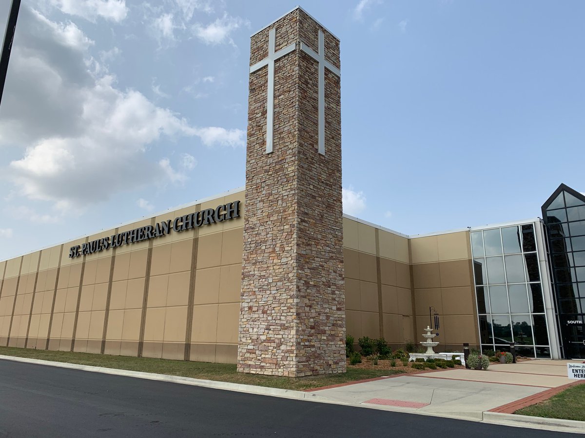 SPLDecatur's tweet image. We love our community and being a part of the effort to Keep Decatur Bee-utiful! Thank you @beautifydecatur for organizing this effort. Vote for your favorites at
woobox.com/g9nta9/gallery… 
#limitlessdecatur #decaturil #keepdecaturbeautiful