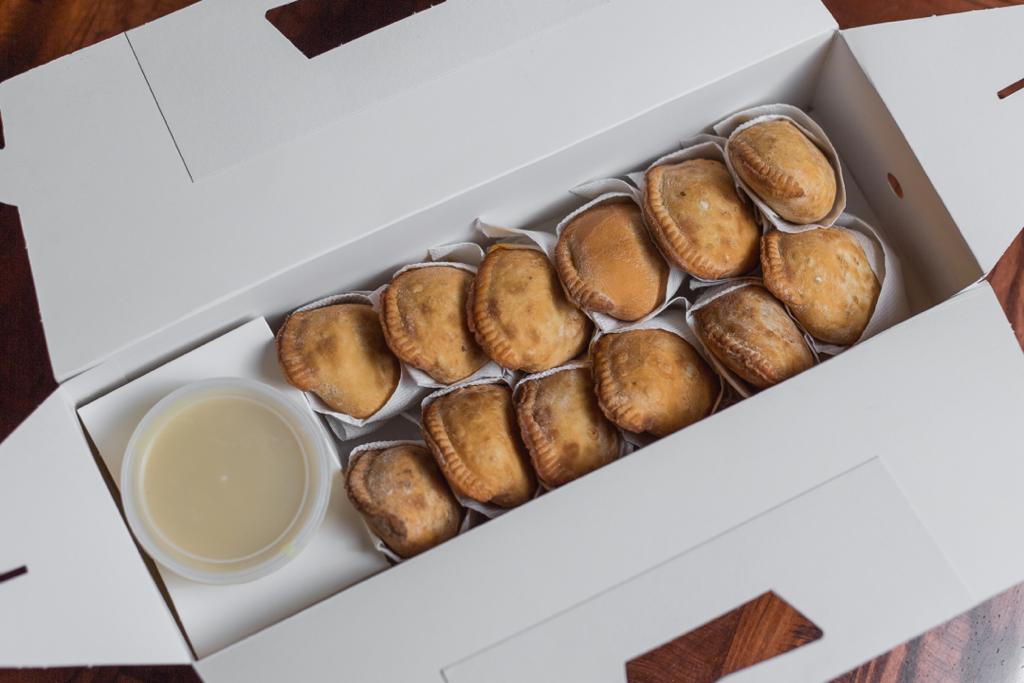 mivaquitarest's tweet photo. Veamos cómo resolvemos esto.

RT ✅ para que te brinden esto
Like ❤️ si solo te parece delicioso

#empanadas de la casa https://t.co/oaKDEVqmKy
