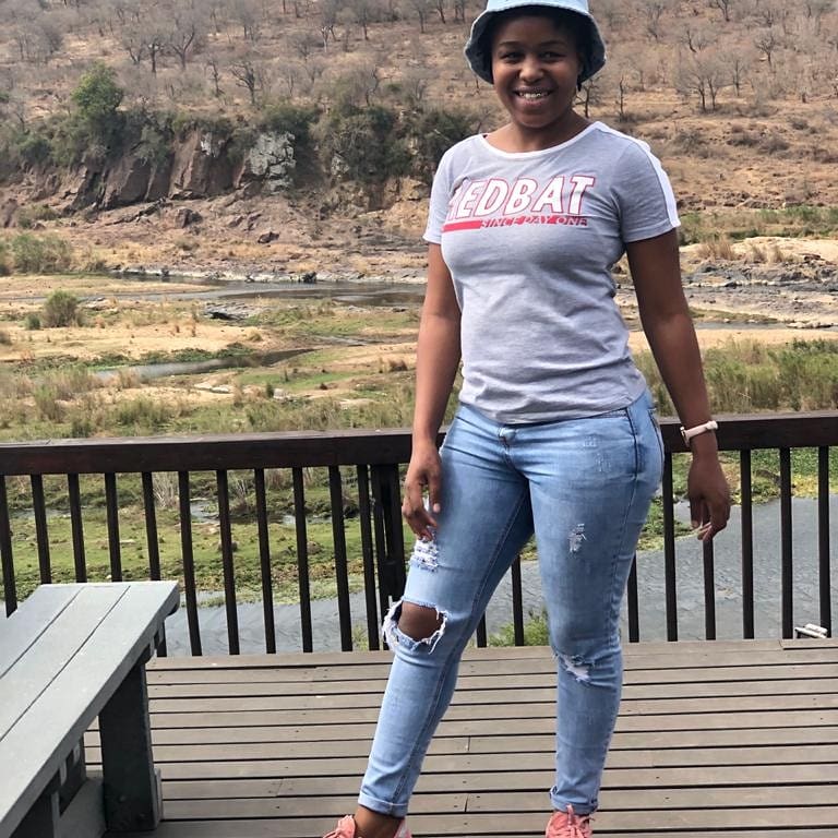 luthando_cel's tweet image. 2015 vs 2020