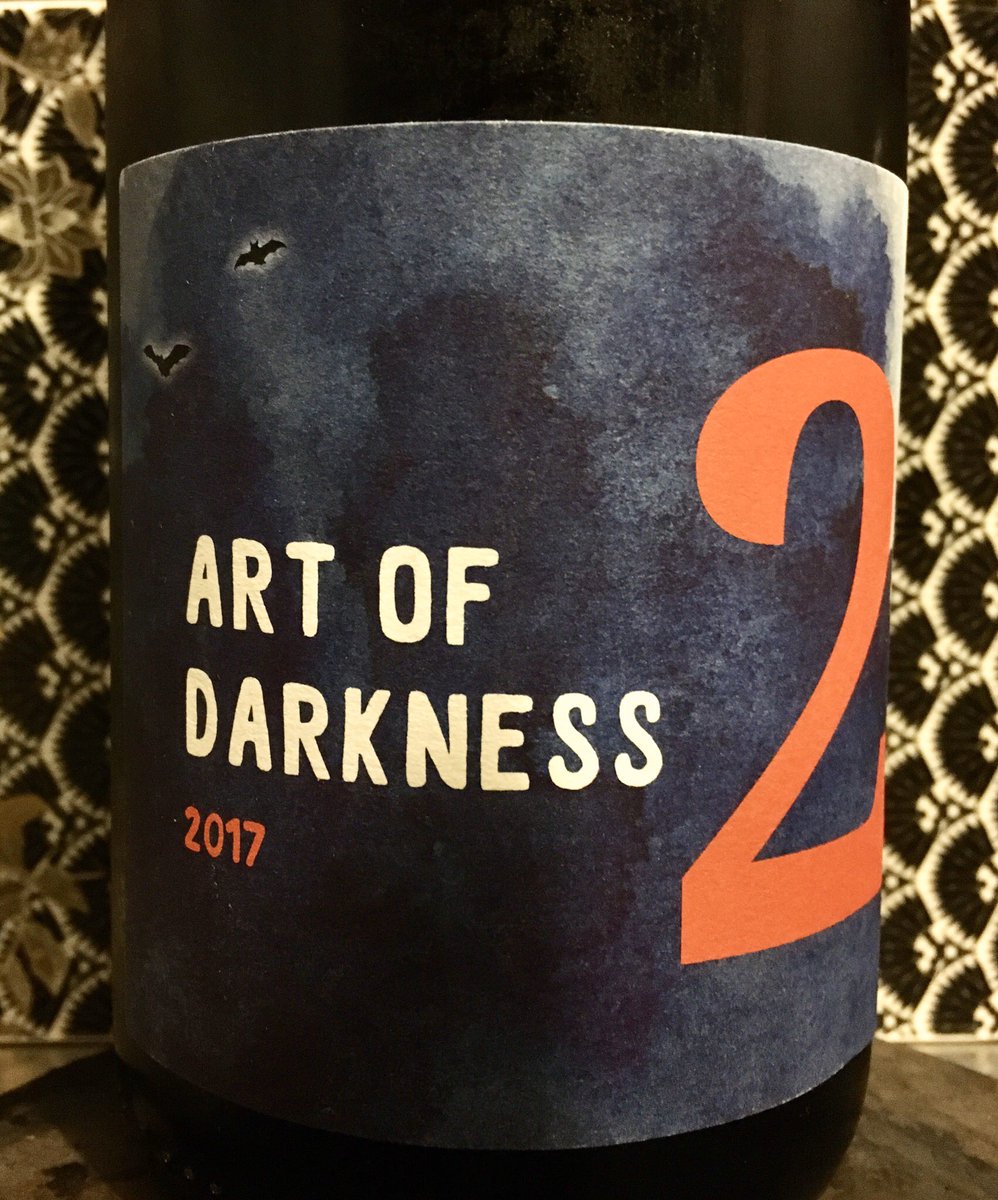 helenjerome's tweet image. Warming up 🍷 for Friday’s @afoodfestival event with Susanna aka @DrinkBritain and @PeteBrownBeer by sipping some @LittlePomona #ArtofDarkness 2 - with a whole heap of Ellis Bitter 🍎 and a smidge of Foxwhelp 🍏 
#cool #nottoocold 👍🏼