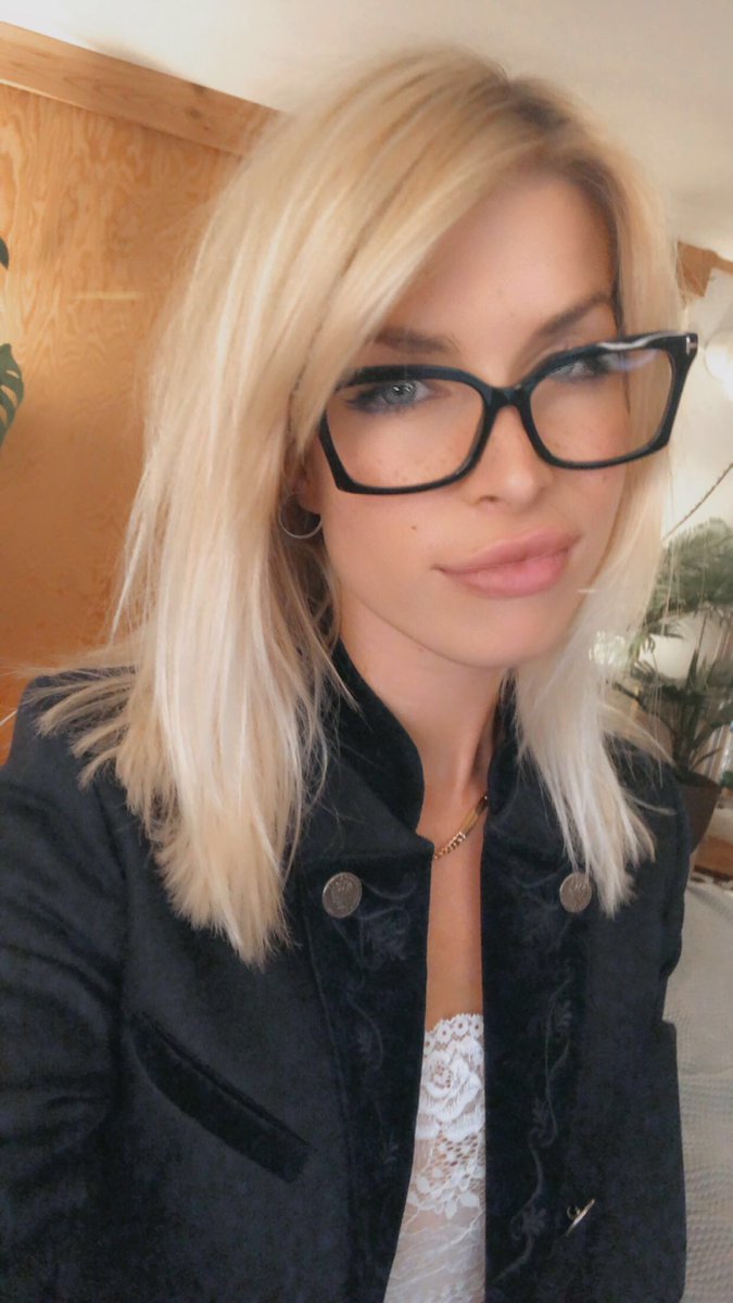 Ocicat live on CB! on X: online now t.coP6Y9DWtuVg ❤️  t.co4GZAedEWqJ  X