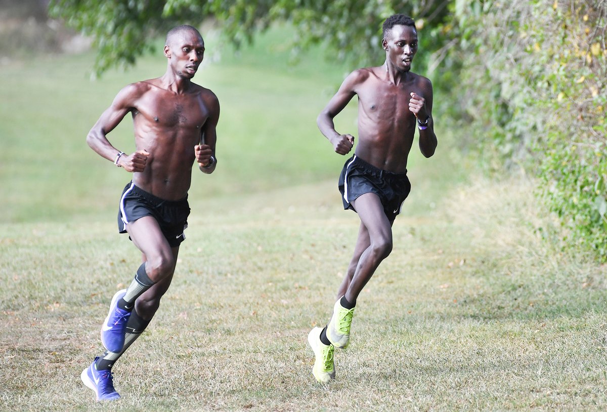 RazorbackTFXC's tweet photo. 𝗥𝗮𝘇𝗼𝗿𝗯𝗮𝗰𝗸 men prepare for SEC Preview meet at LSU on Saturday with another practice at Agri Park. https://t.co/9AhqWN24HE