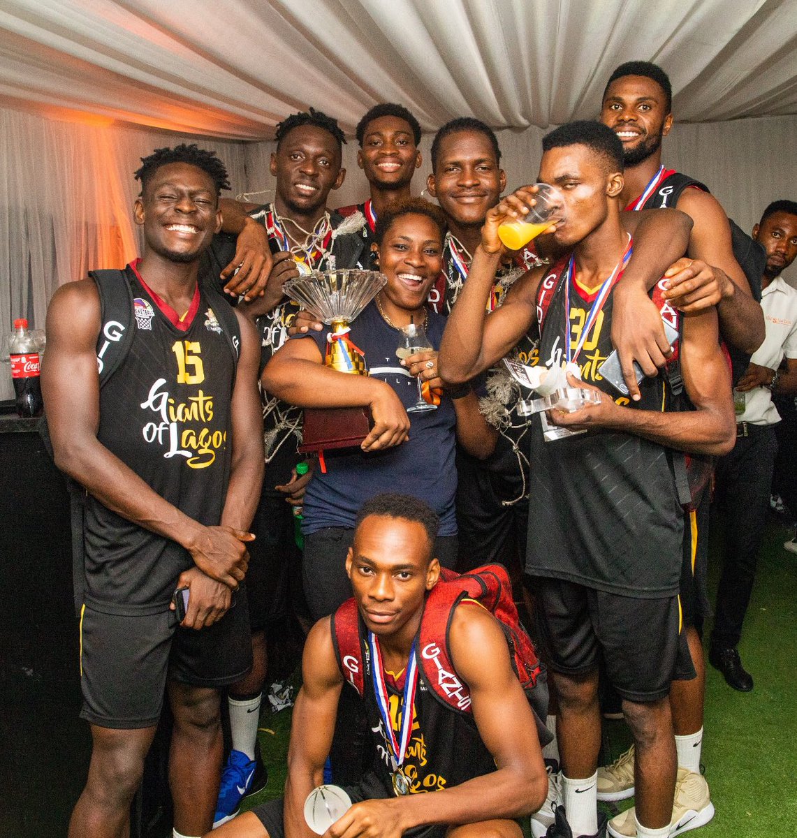 AdeDeeBaba's tweet photo. @sgyemikale @BballNaija @officialNESG @GidiGiants is a Lagos-based team with young, vibrant and talented players. They won the first edition of the Temple Jam Basketball Tournament. https://t.co/S5dT9rEogh