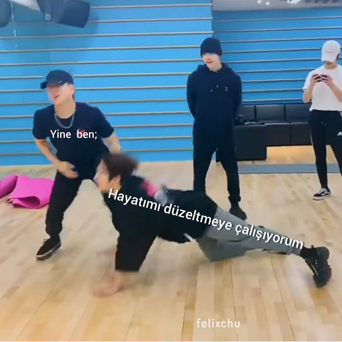 Yordun be hayat...
#LeeKnowIsCute #LeeMinHo #Changbin #StrayKids_BackDoor #StrayKids_GodsMenu100M #StrayKidsで妄想