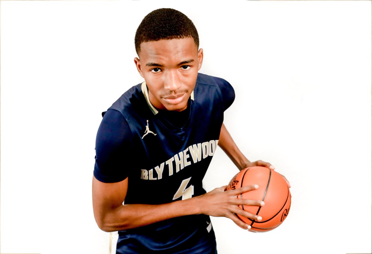 LouatTheState's tweet photo. , @BlythewoodBBall G/F Julian Phillips @ju1ianphillips ranked No. 34 and @keenanhoops guard Jazian Gortman @TreonLil ranked No. 40 in @Rivals Top 150 for Class of 2022 released today https://t.co/fc3ldu1eEU https://t.co/gkp4zMXUMP