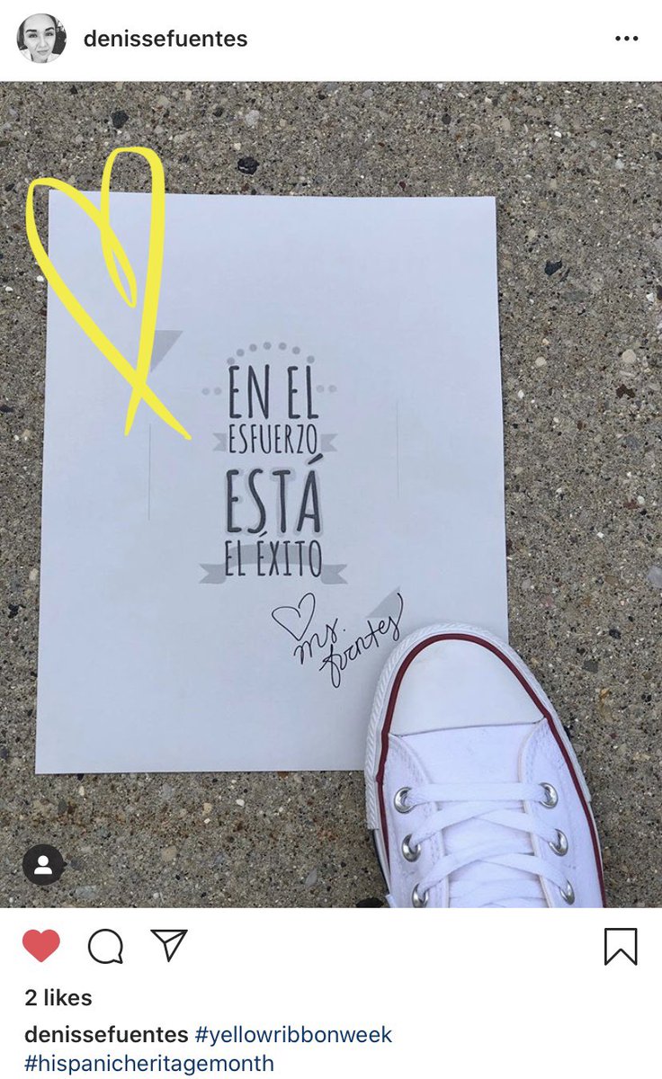 dillon_vhhs's tweet photo. Ms. Fuentes from our CRC and more étudiantes from the French club #ChalkYouWalkForMwntalWellness today! One more day of #YRWeek! Wear YELLOW tomorrow! https://t.co/j3zrfREJmr