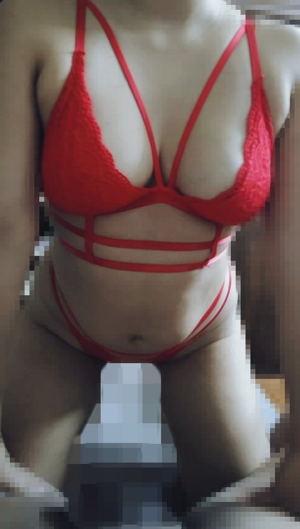 parejasurmty94's tweet photo. Seguimos muy patrios nosotros, anoche lo sorprendí con mi lencería fav😈💧💧🌶😏 adivinen como nos fue....#parejasw #aleyvale #hotwife #hornynight https://t.co/P7BvG5rlBx