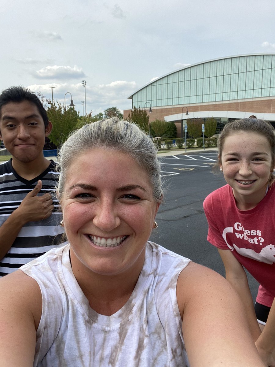 HamiltonCCTeam's tweet photo. Proud of these ROCKSTARS who crushed our run this afternoon! 3 miles has never been easier or more fun! Great job showing up today Sophia and Bernardo! Another optional run happening Friday! Join us! #bigbluexc 🏃🏼‍♀️🏃🏃🏼‍♀️🏃 https://t.co/Y63sIc2ncE