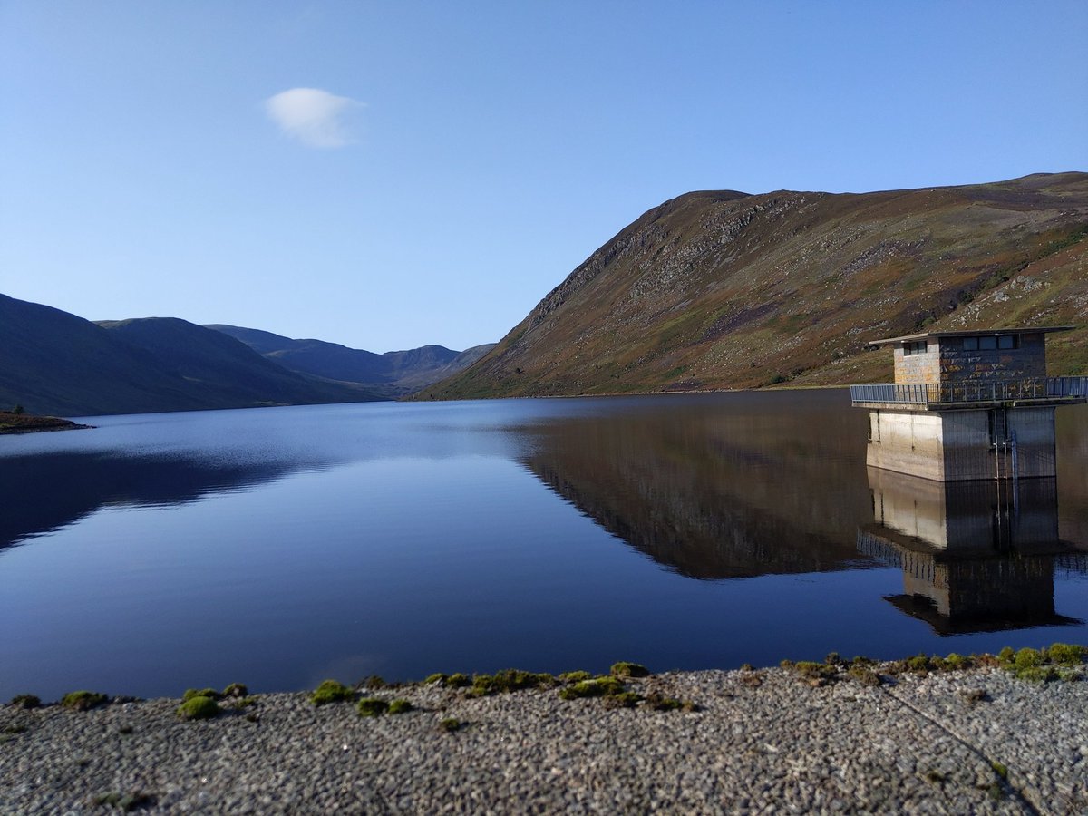 HelSingleton's tweet photo. Ben Chonzie - walk along Loch Turret up to the top of the world #escapetoscotland #lookupmore #beautifulday #strenuous🥾 https://t.co/Q8l2phj6MX