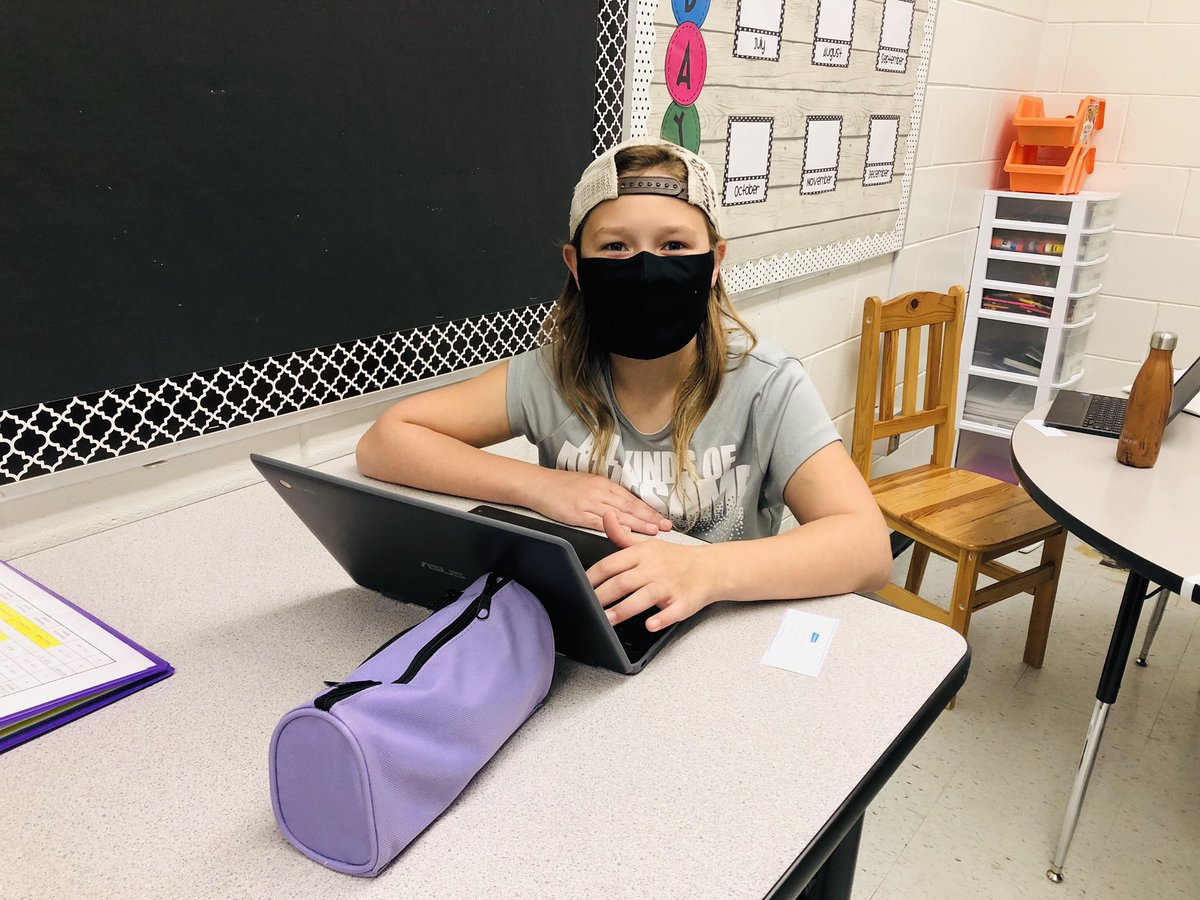 mskcorbin's tweet photo. Although I can’t see their smiles, I know they are there!😊 SO proud of these patient, understanding & resilient students. #gvslearns #hsdlearns https://t.co/vS9kd4H84M