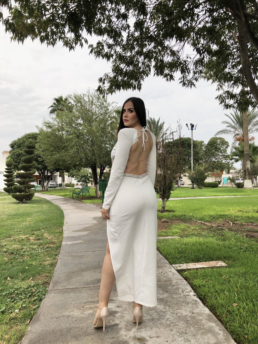 AngelaDelRioM's tweet photo. Blanco es el color➡️ https://t.co/2454SKcX2M https://t.co/voHmiSeN3x