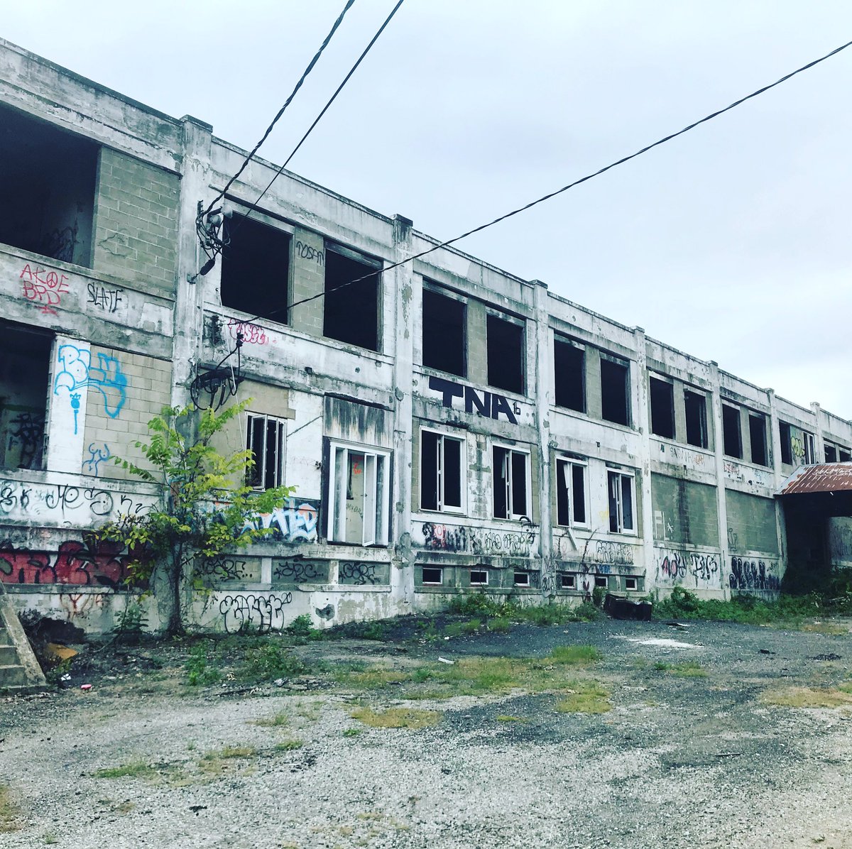 SOwlnow's tweet photo. Hereโs alittle taste of the place I just #explored if you havenโt #subscribe to my #channel on #youtube yet I suggest you check it out #urbanexploration #urbanexplorer #paranormalinvestigator #paranormal #haunted #hauntedplaces #hauntedwarehouse https://t.co/TOIQ4KoCu0 https://t.co/BuIKUkIo4I