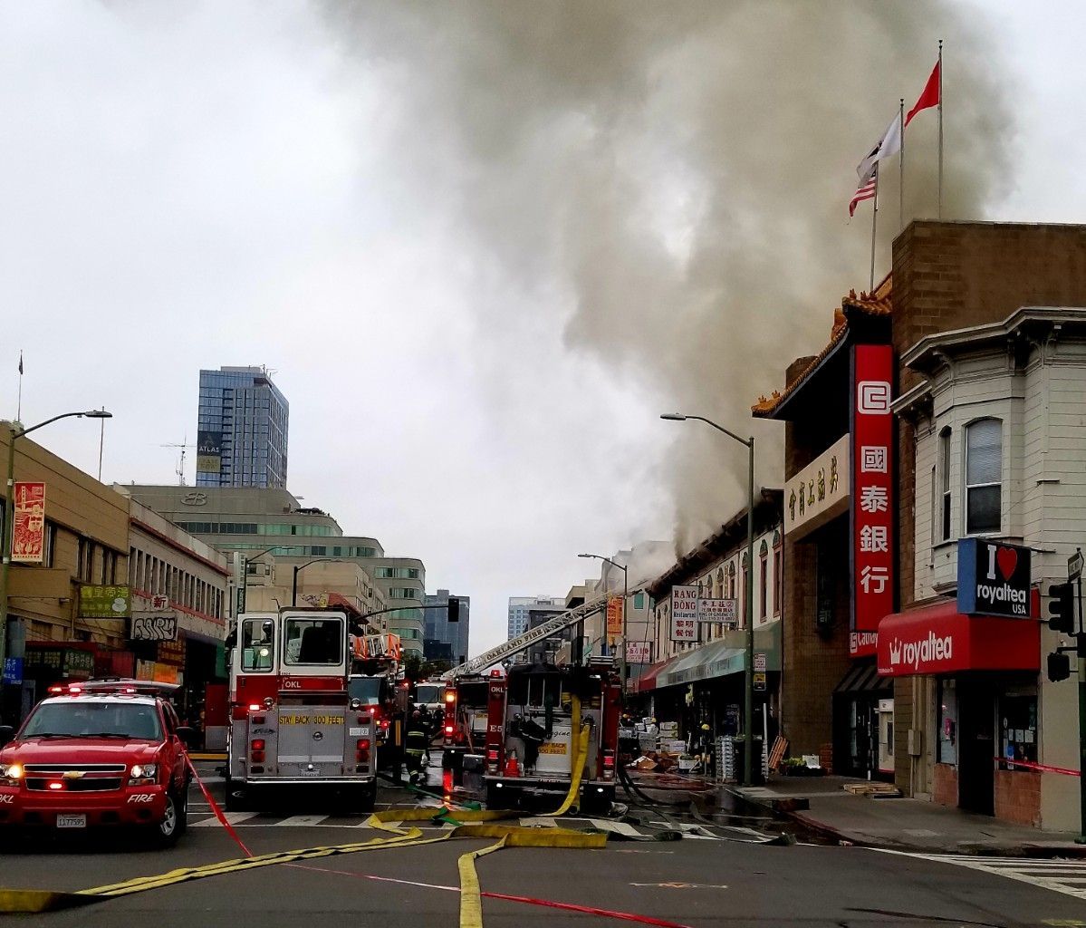 Oakland Eats: 5-alarm Chinatown fire damages 4 restaurants; S+M Vegan debuts Lion Dance Cafe; more hoodline.com/2020/09/oaklan… by @colazioneAroma