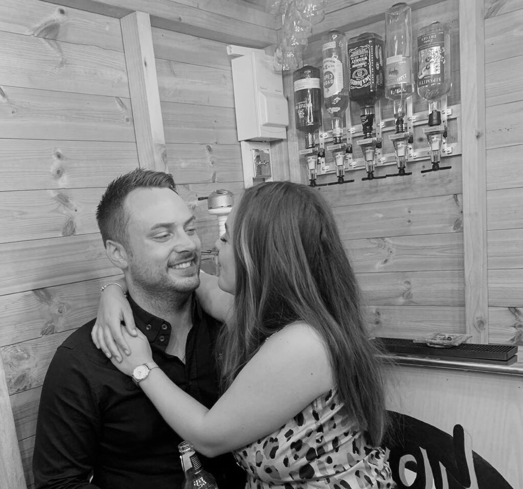 tiff_lillian's tweet photo. Never been happier than by your side💕 https://t.co/My8r7ZCAnX