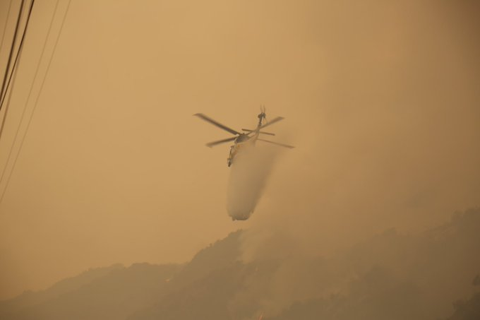  @KNX1070: * #BOBCATFIRE UPDATE* #JuniperHills,  #DevilsPunchbowl,  #Paradise prings are under evacuation orders in the  #BOBCATFIRE which is now more than 50,000 acres and still 3 percent contained. https://bit.ly/3iHnoj3 