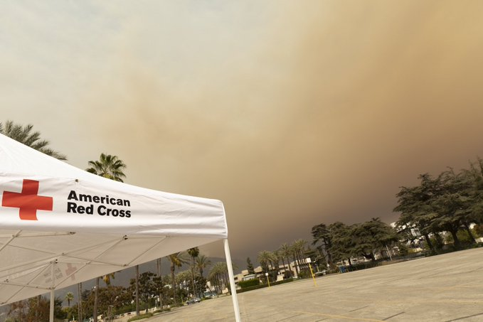  @kathrynbarger: If you are an Antelope Valley resident evacuating the  #BobcatFire, call  @RedCrossLA at (800) 675-5799 and they will connect you with a hotel voucher. #Breaking