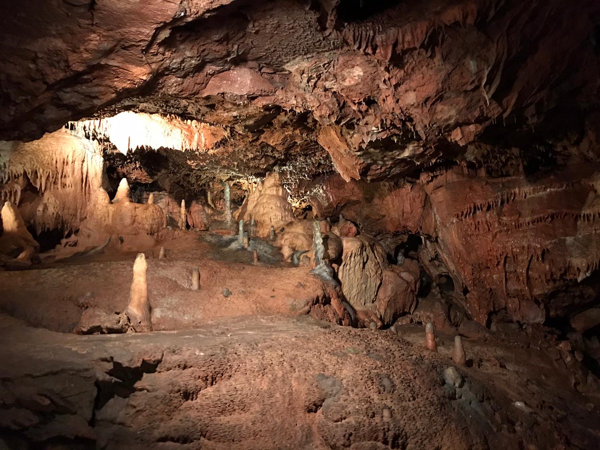 Great to visit the spectacular @Kents_Cavern In Torquay with local MP @kevin_j_foster today So much to do and see on the @EnglishRiviera 🌴 #EscapeTheEveryday @DCMS @VisitDevon