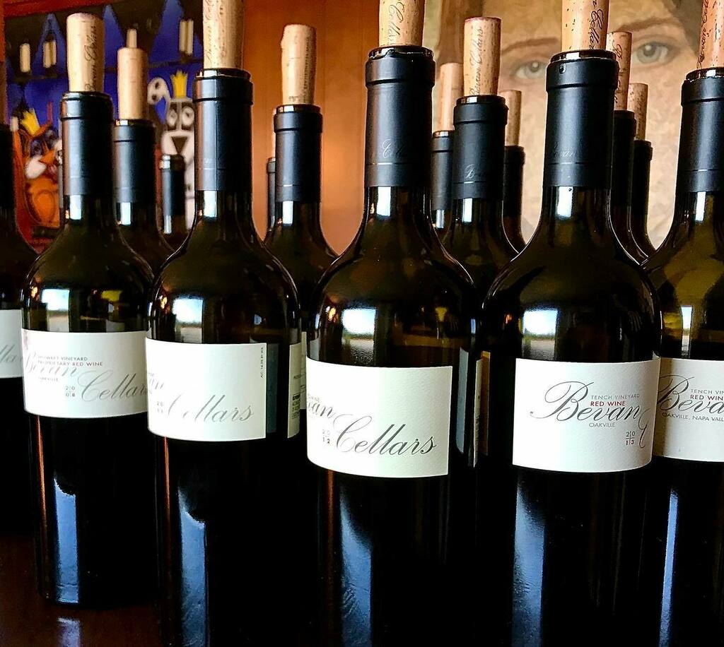 LisaPBMW's tweet photo. At Bevan Cellars yesterday afternoon with owners Russell Bevan &amp; Victoria De Crescenzo for a rare opportunity to do retrospective tastings of 3 of their #napa labels: Tench Vineyard EE, Sugarloaf Mountain &amp; Ontogeny. Clear expressions of vineyard &amp; vinta… https://t.co/Gm6767ypdk https://t.co/61Y5vmelWo