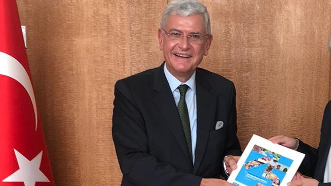 HochschildF's tweet photo. It was my honor to give the @UN_PGA @volkan_bozkir the 1st hard copy of the #UN75 report today! I look forward to working closely w/ this distinguished statesman &amp; diplomat. The report will be officially presented by @UN Secretary-General Sept 21 @ the #UNGA75 UN75 commemoration. https://t.co/TqMmITCvPA