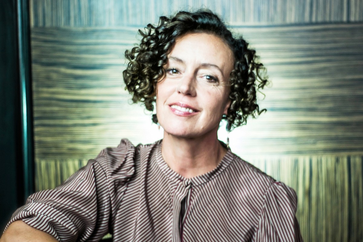 FilmInquiry's tweet photo. #DidYouKnow For the #Emmy2020, four of the six nominees in the directing for a limited series/movie/dramatic special race are women: The late #LynnShelton for #LittleFiresEverywhere, #MariaSchrader for #Unorthodox, #NicoleKassell for #Watchmen and #StephGreen for #Watchmen. https://t.co/sxSDOykcJ4