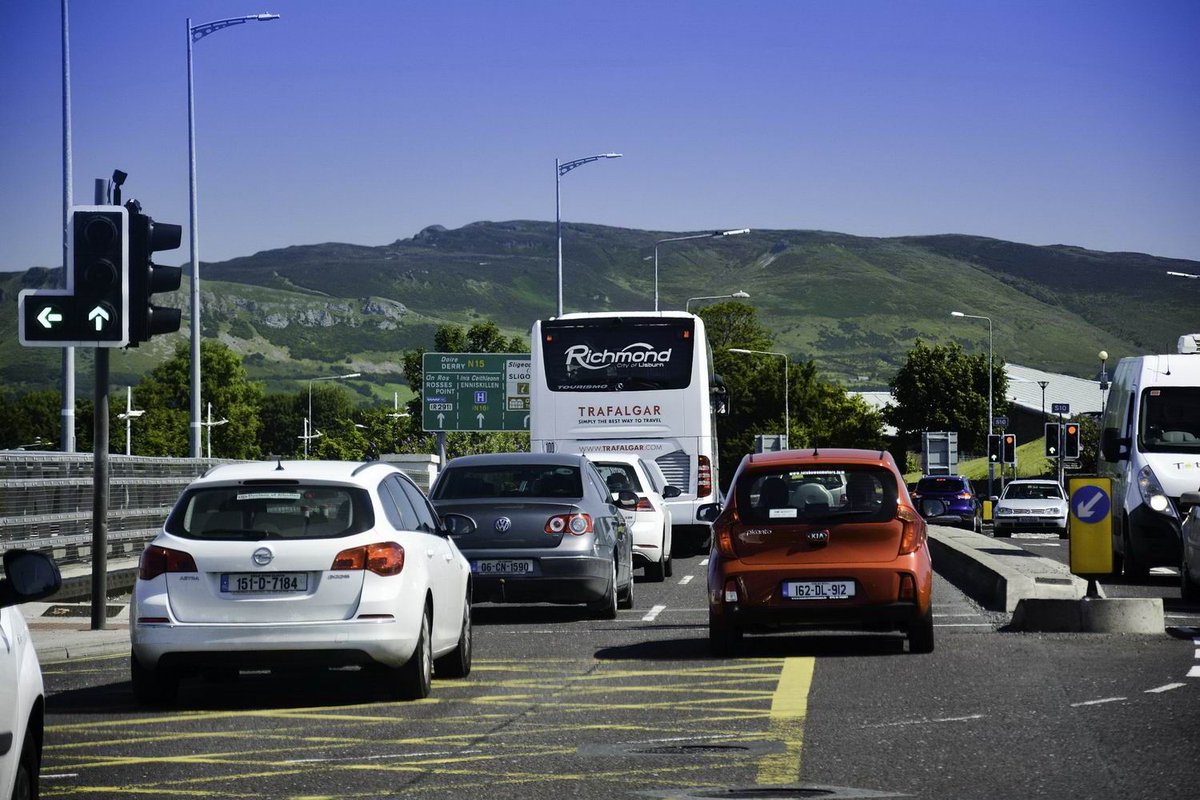 completecar's tweet photo. The Irish Car Carbon Reduction Alliance wants the upcoming budget to make cars cheaper to buy and run.

Find out more in our news story.  https://t.co/9V8yg9pi8K https://t.co/HkfmCOmU4z