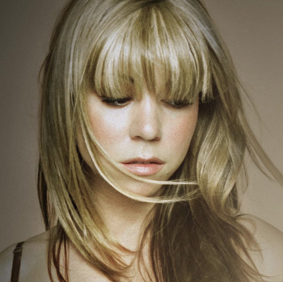 Mariah Carey Australia Fan Page On Twitter The Latest Reveal From Therarities Is Here Mariahcarey S Stunning Rendition Of Out Here On My Own Is Available Worldwide Https T Co Btdvtjvuhy Https T Co Zde2vcatrv