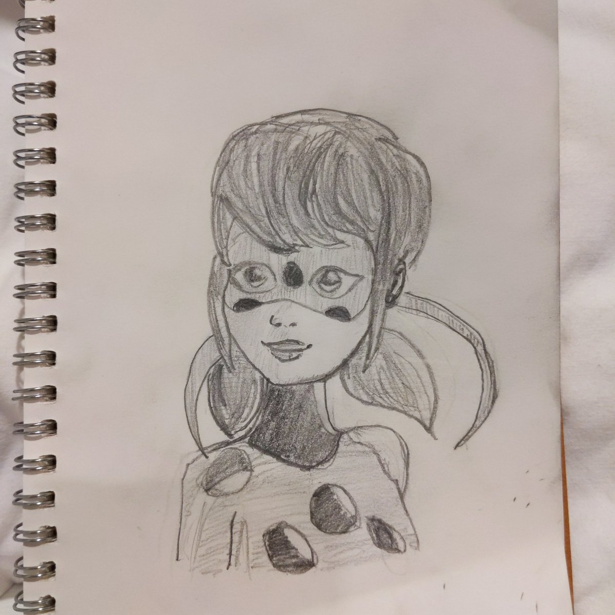 paulecoyote's tweet image. More #programmerart, this time🐞 #MiraculousLadybug