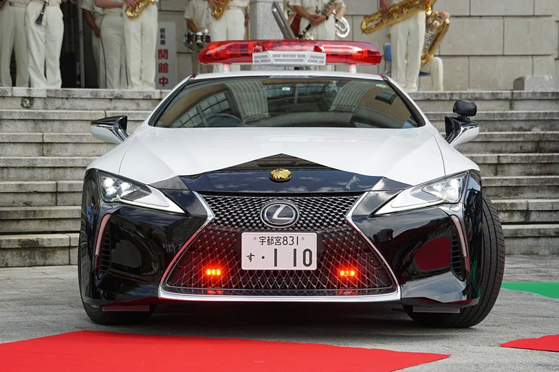 栃木県警、県民からレクサスLCパトカーを寄贈される！