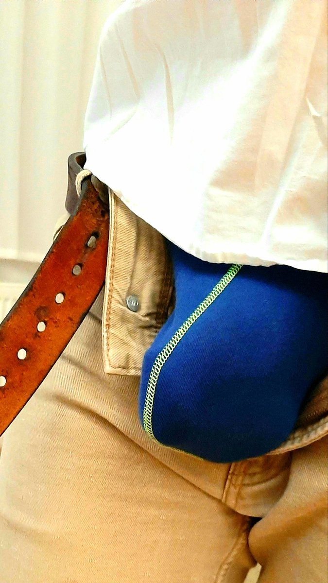 Makum17's tweet photo. Good night guys... 😴
#bulge #czechgay https://t.co/H9XcMmK2MN