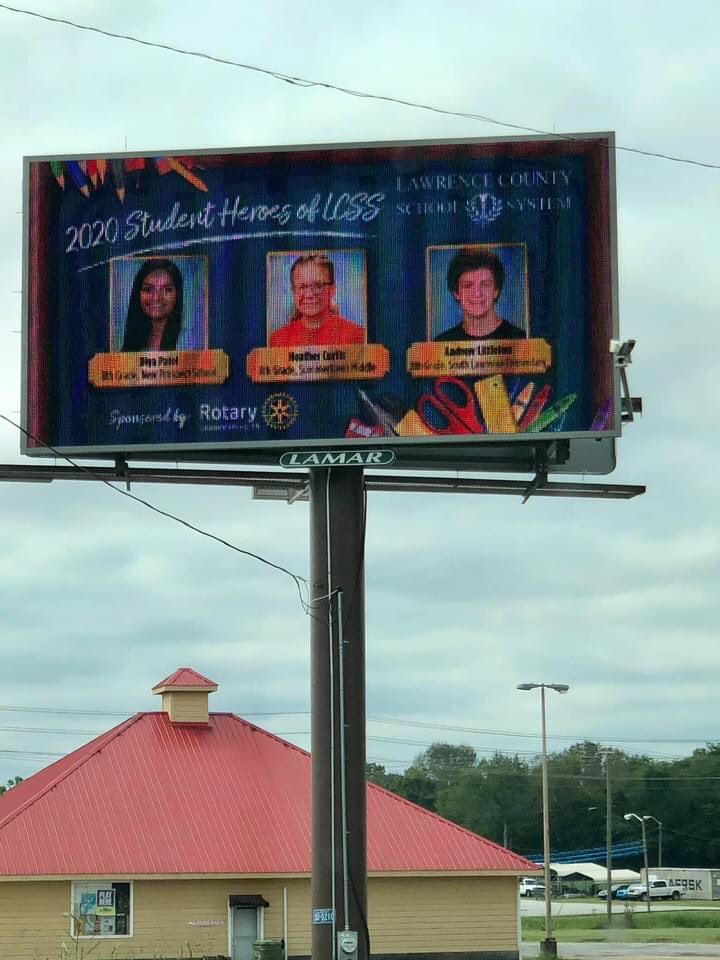 LCSSDirector's tweet photo. Congratulations to the 2020 Lawrence County School System Student Heroes! Be sure and check them out on two different billboards in Lawrenceburg! Special thanks to our partners Lawrenceburg Rotary for helping us celebrate our students! #LCSSDifferenceMakers https://t.co/3KYq6w9DuH
